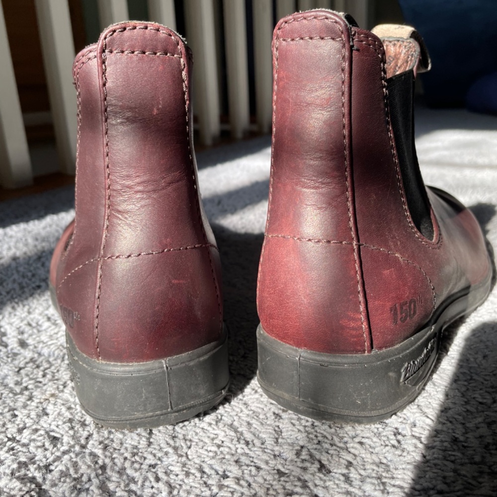 Blundstone Dark Red Ankle Boots - Picture 4 of 5